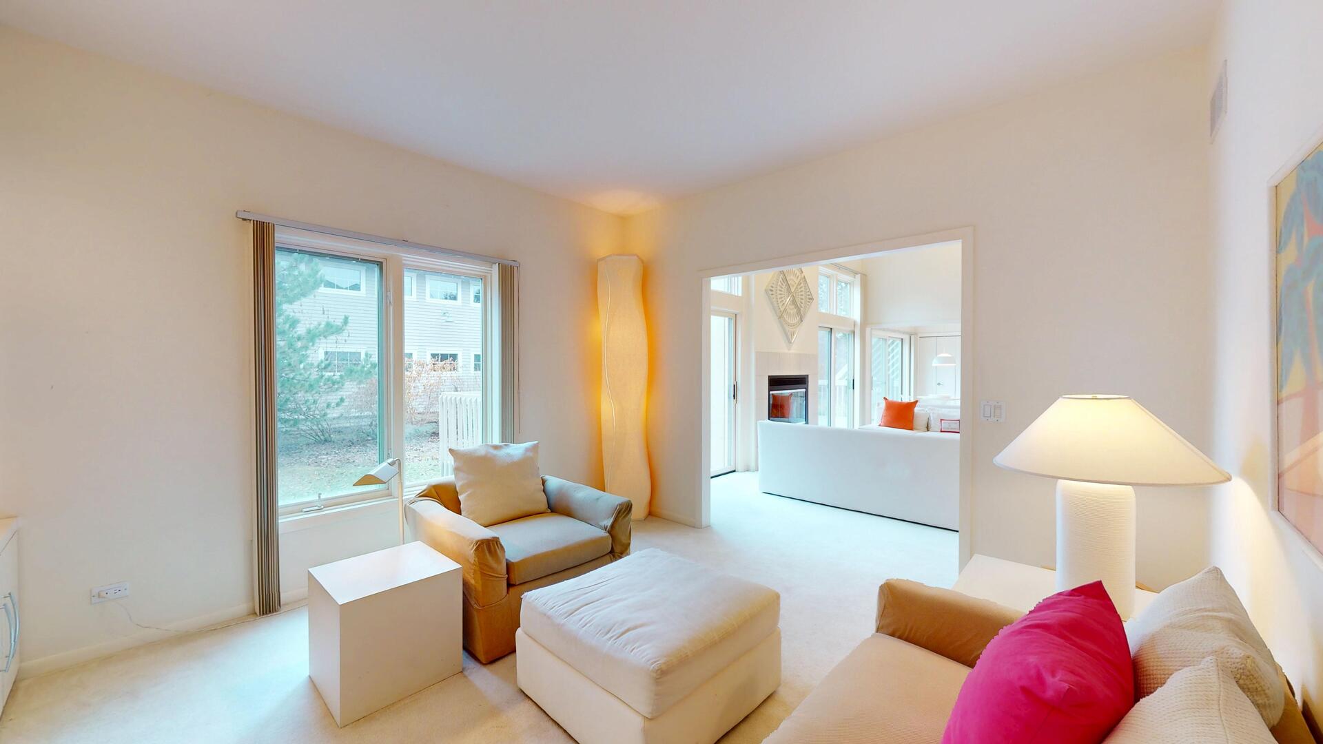 9S310 Woodcreek Place