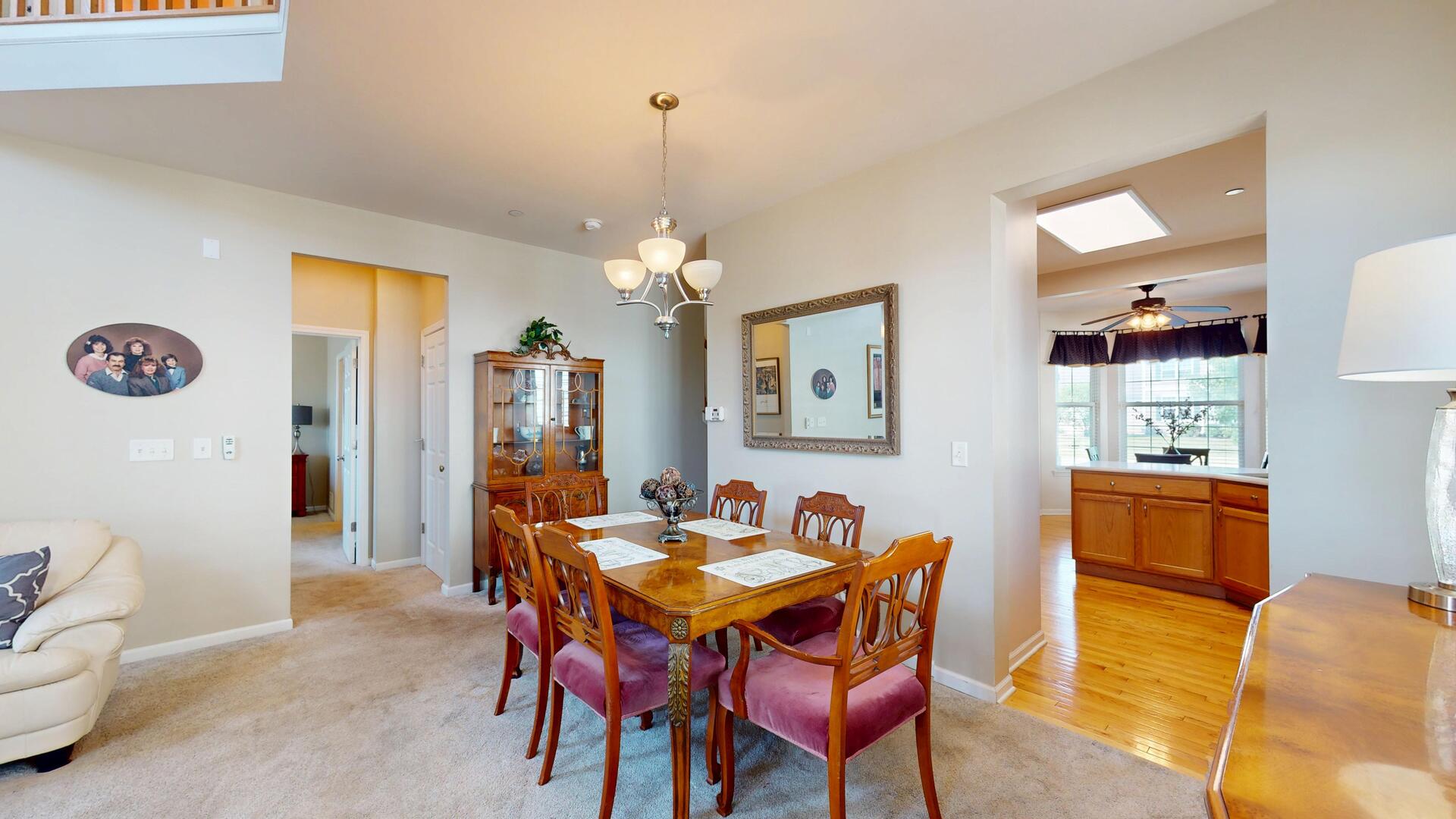 1147 Hampton Lane