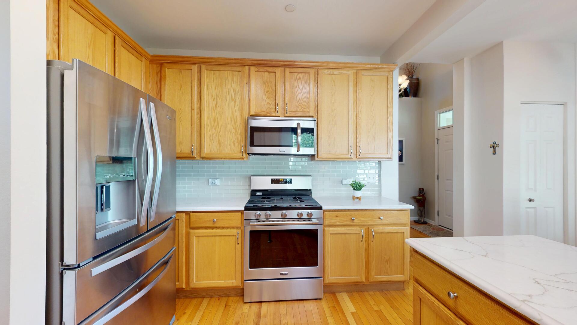 1147 Hampton Lane