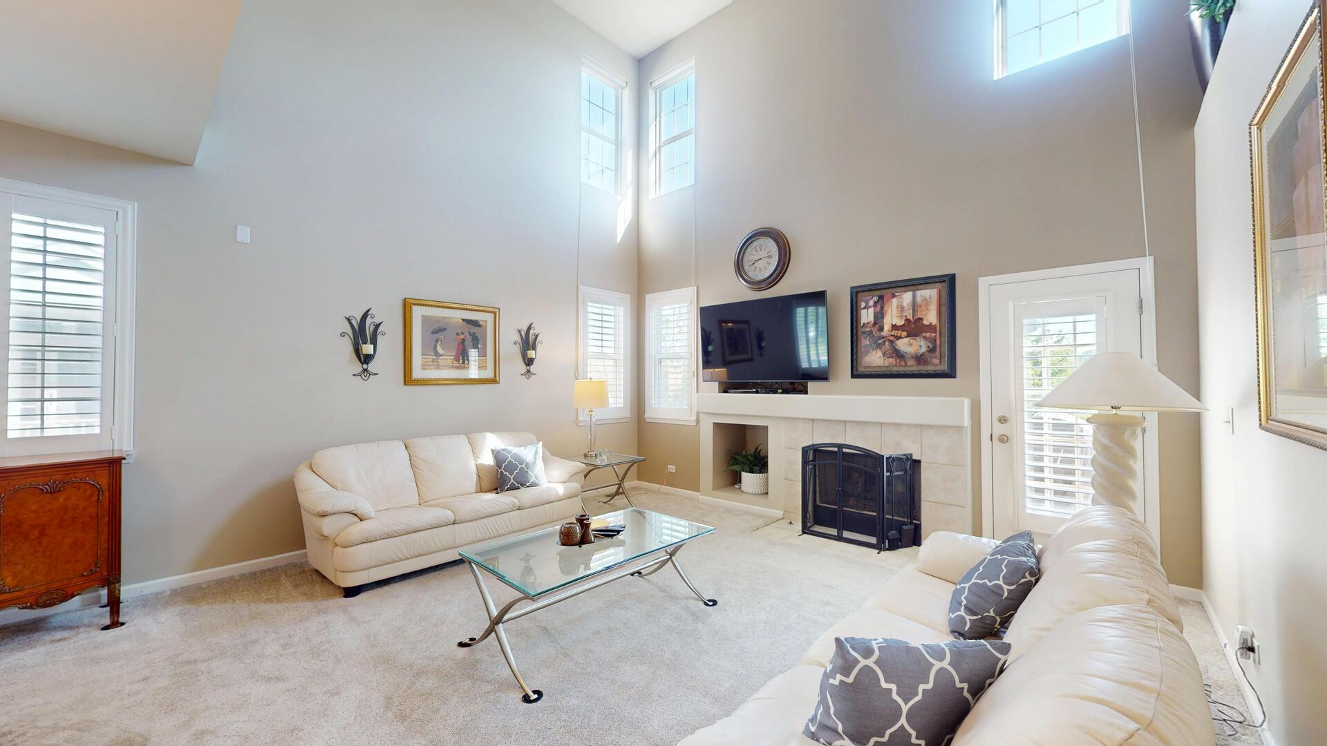 1147 Hampton Lane