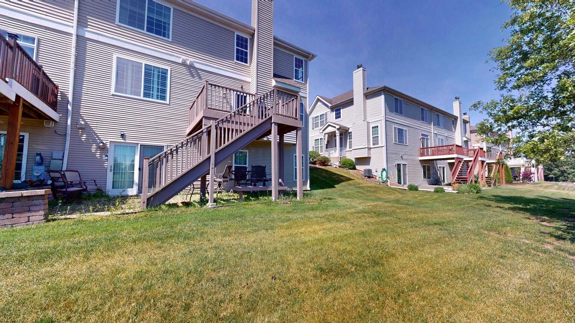 1147 Hampton Lane