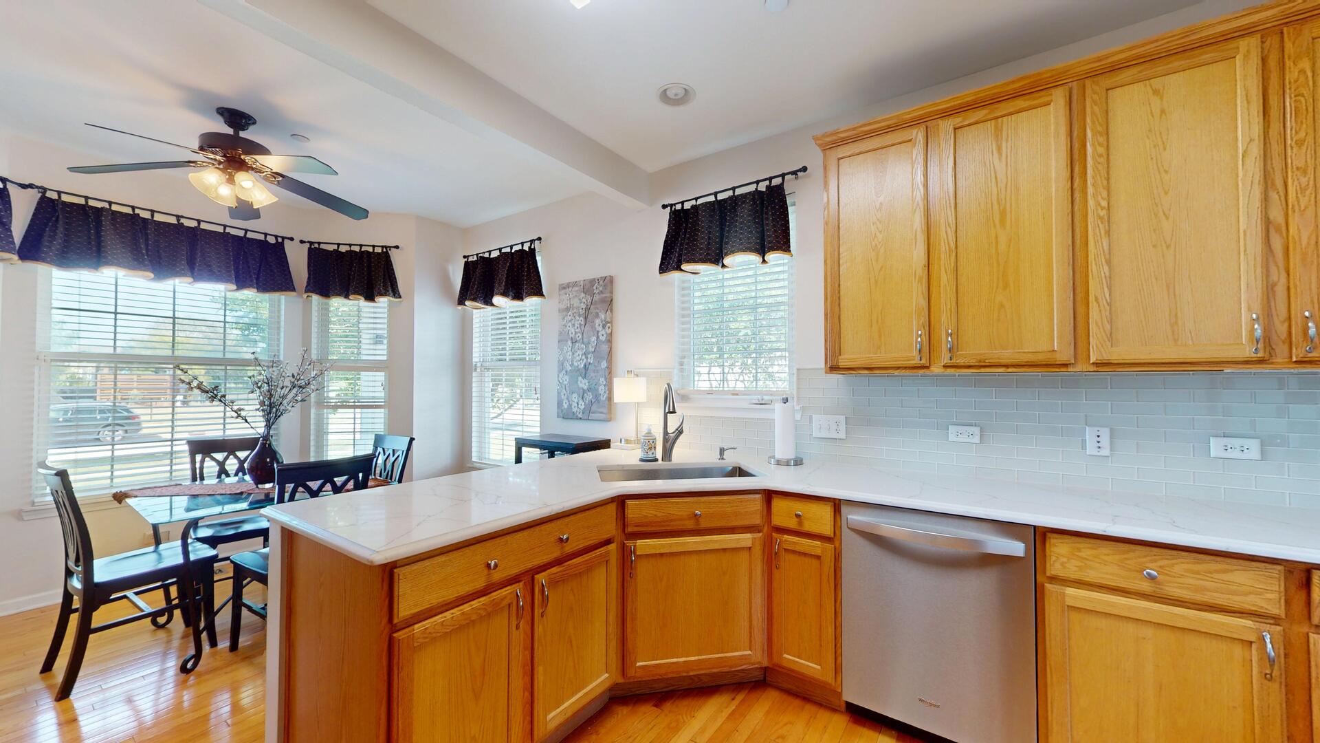1147 Hampton Lane