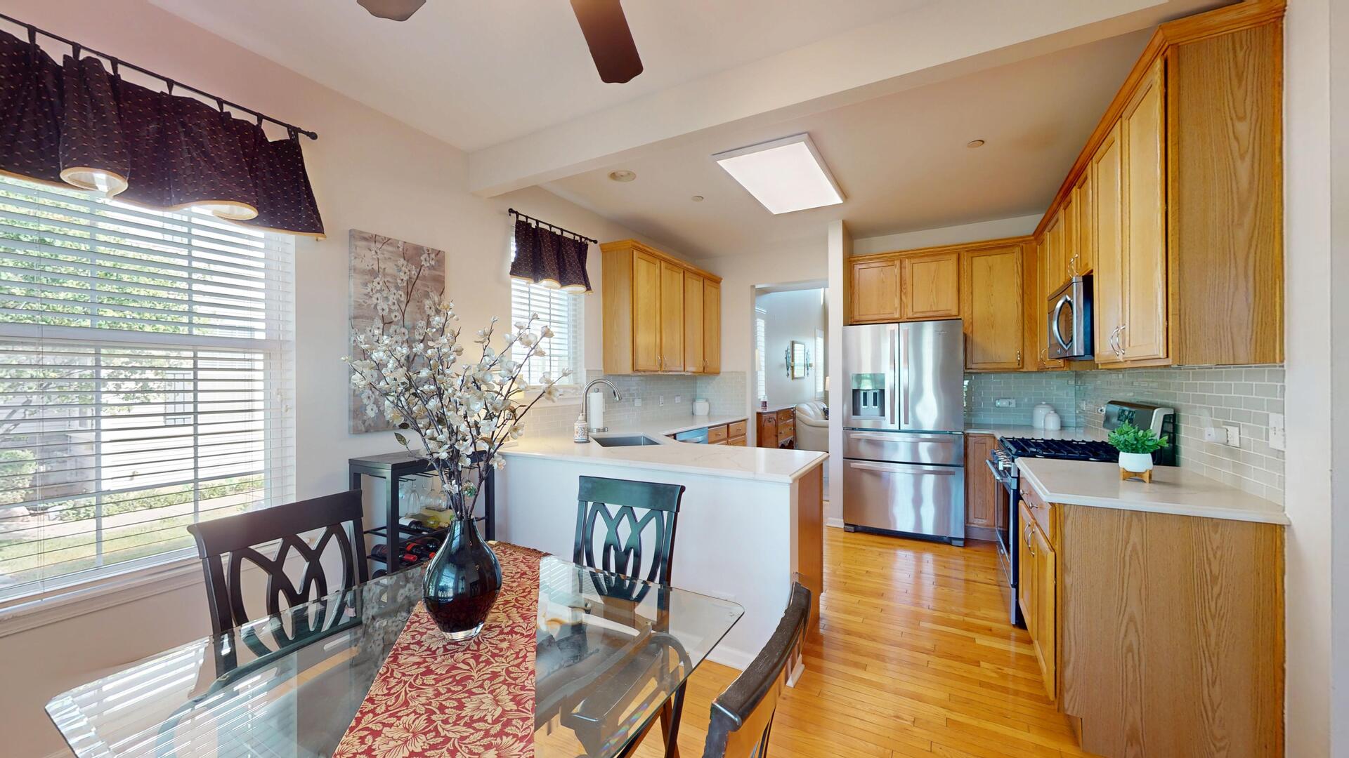 1147 Hampton Lane
