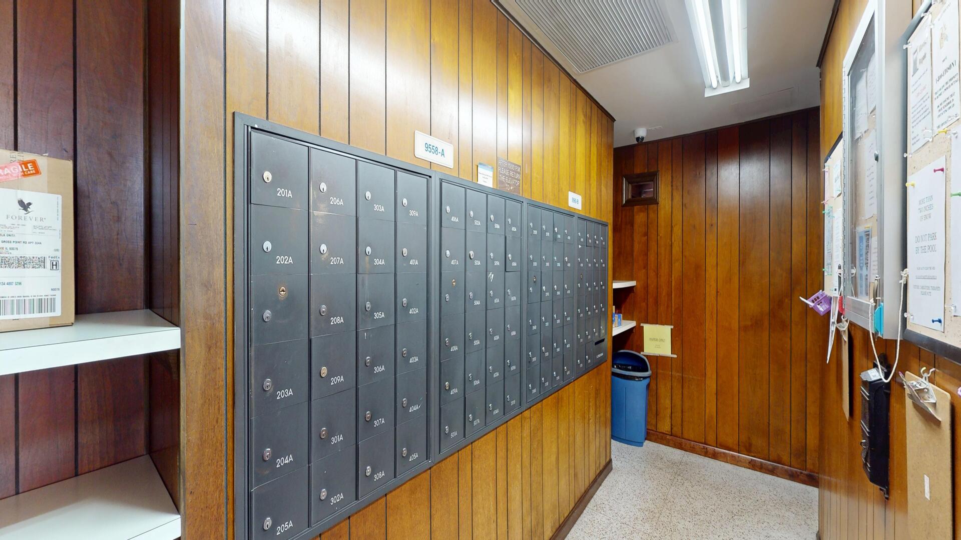 9560 Gross Point Road Unit: 404B