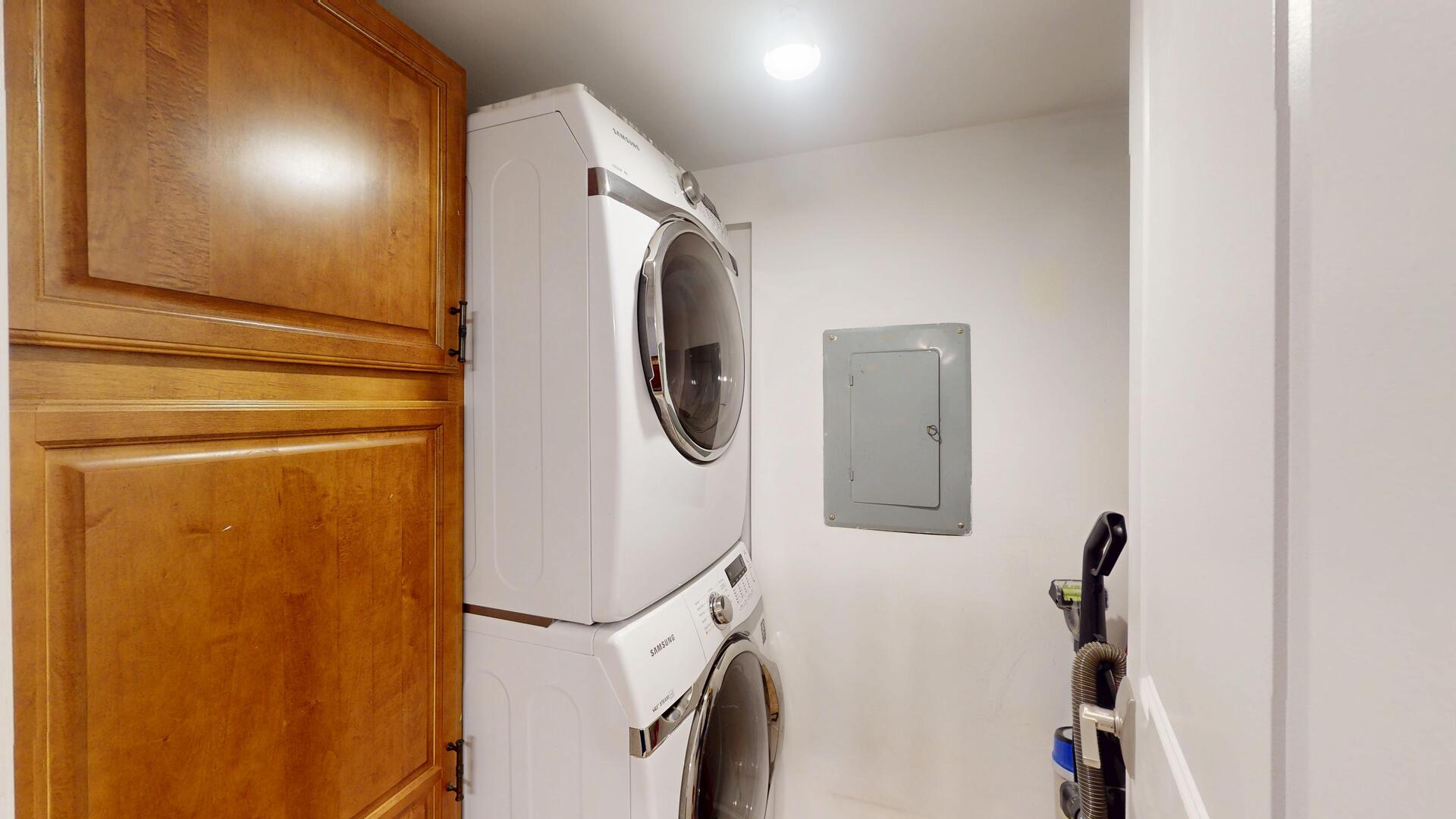 9560 Gross Point Road Unit: 404B