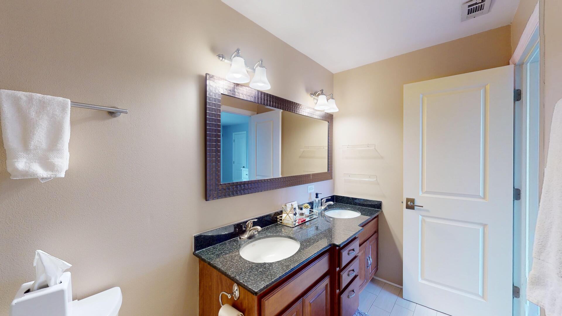 9560 Gross Point Road Unit: 404B