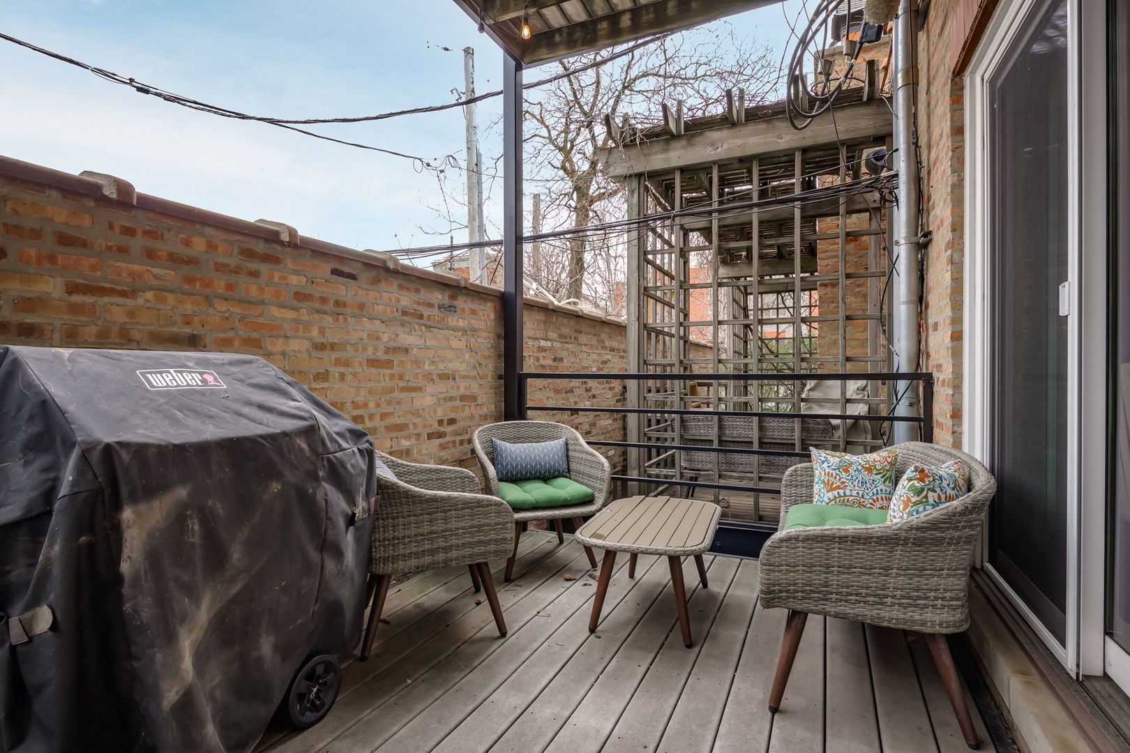 1123 W Chestnut Street Unit: 2E