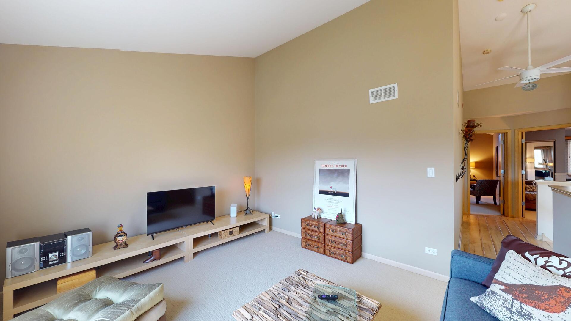 8305 Highpoint Circle Unit: F