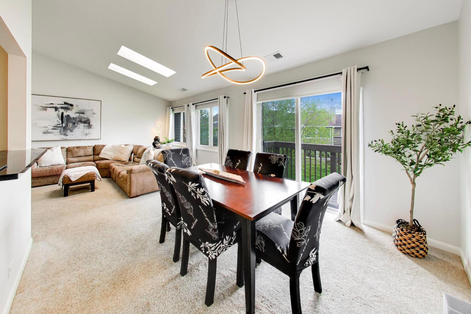 1068 Hidden Lake Drive Unit: 1068
