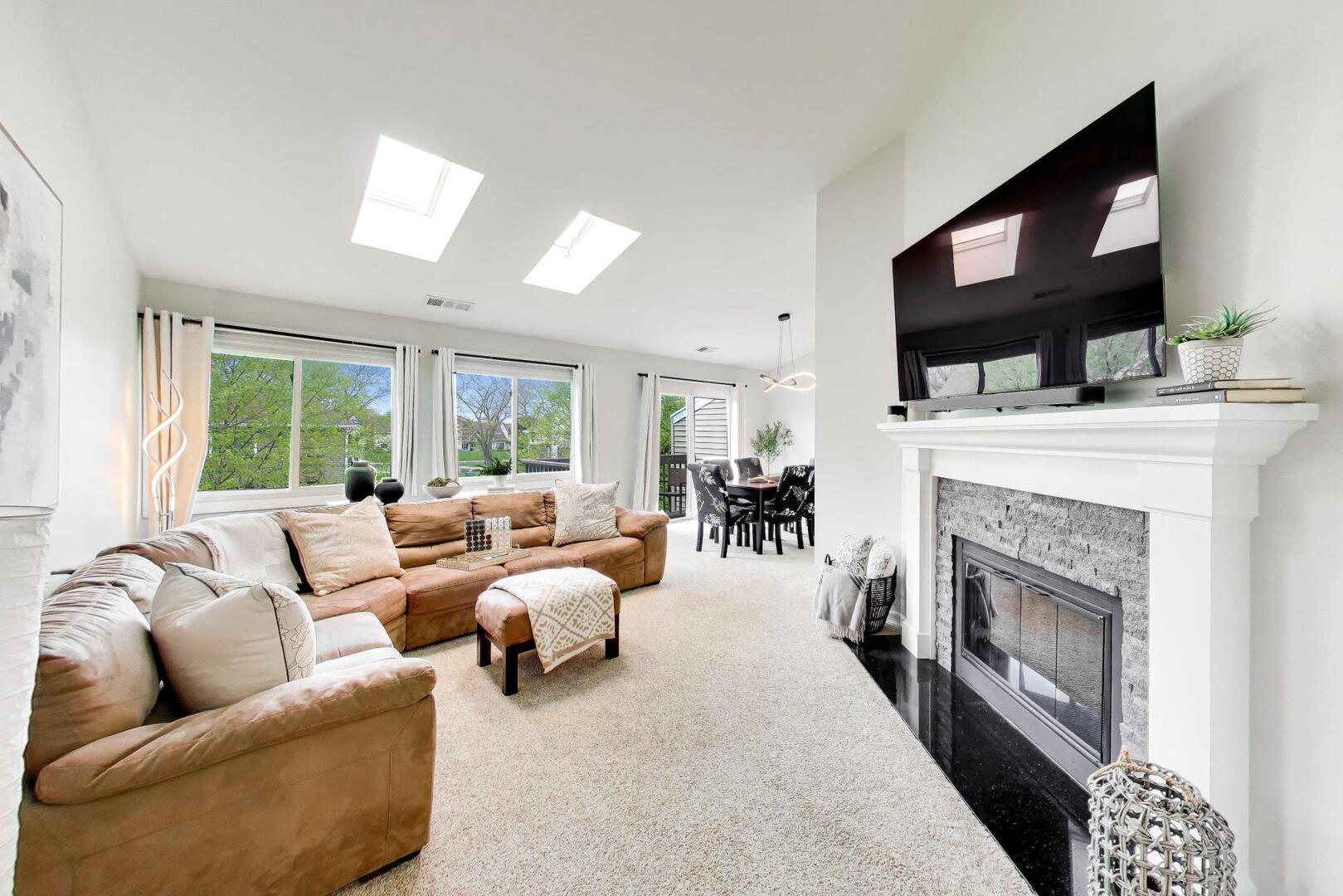 1068 Hidden Lake Drive Unit: 1068