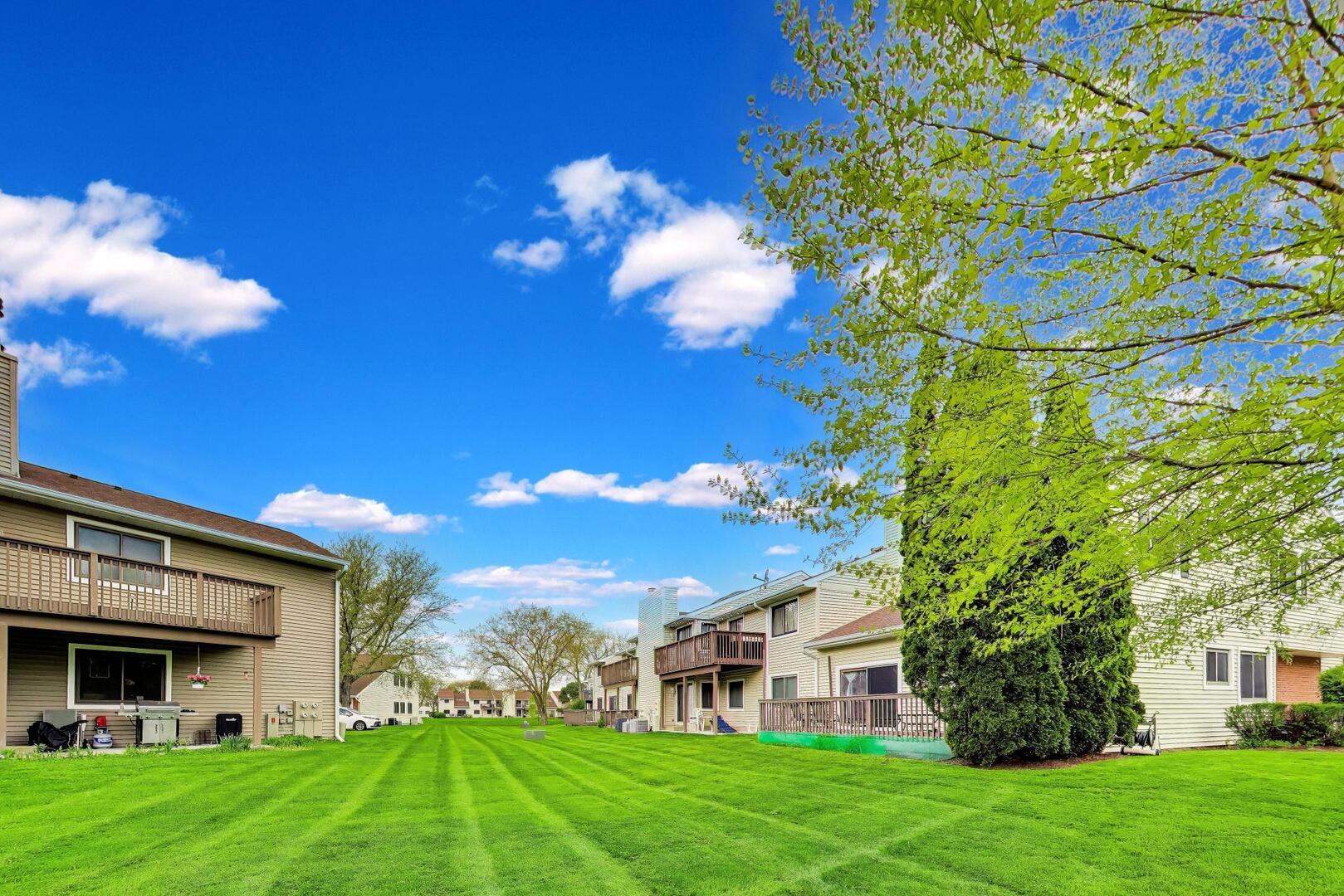 1068 Hidden Lake Drive Unit: 1068