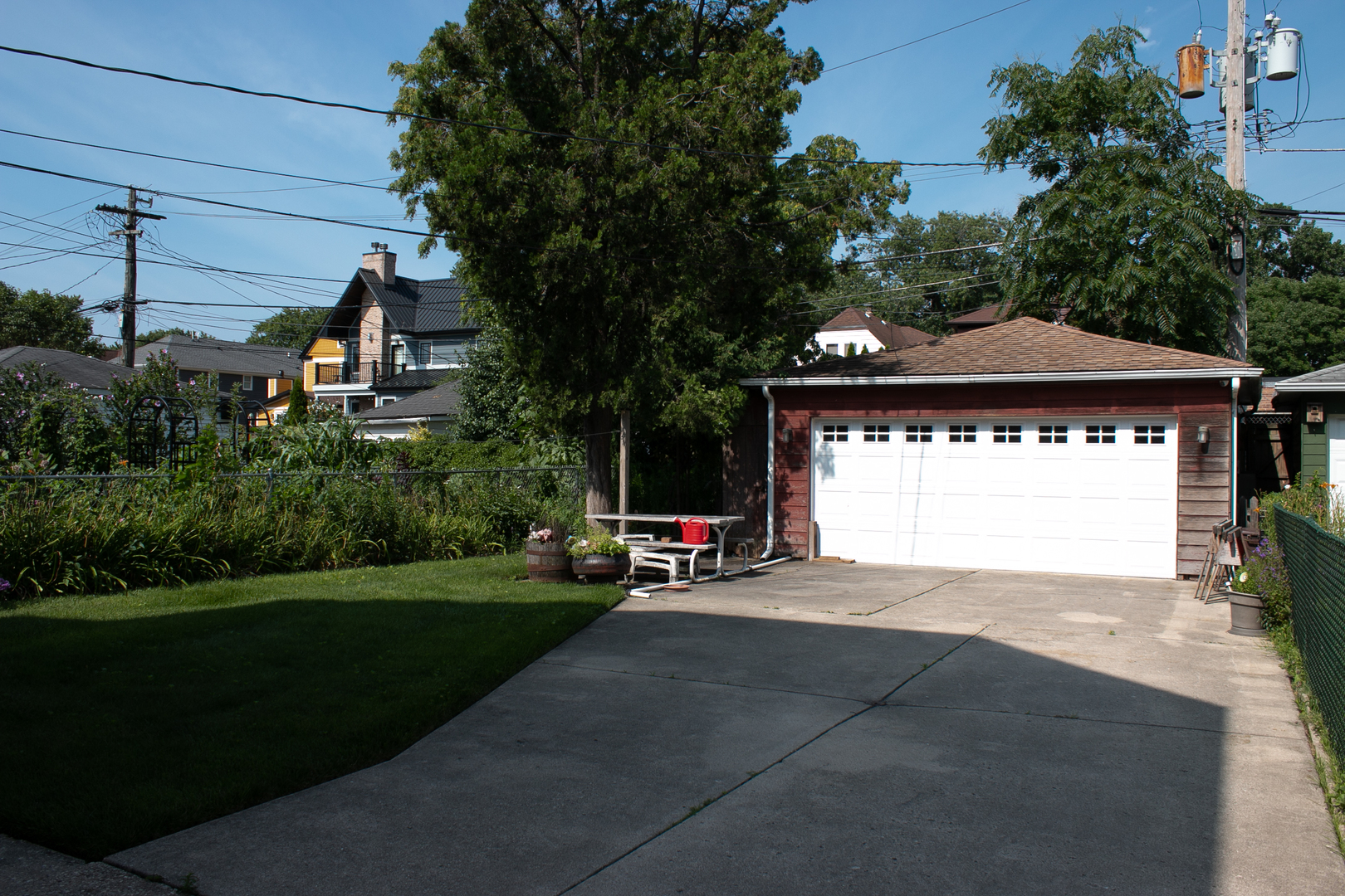 4342 N Lowell Avenue