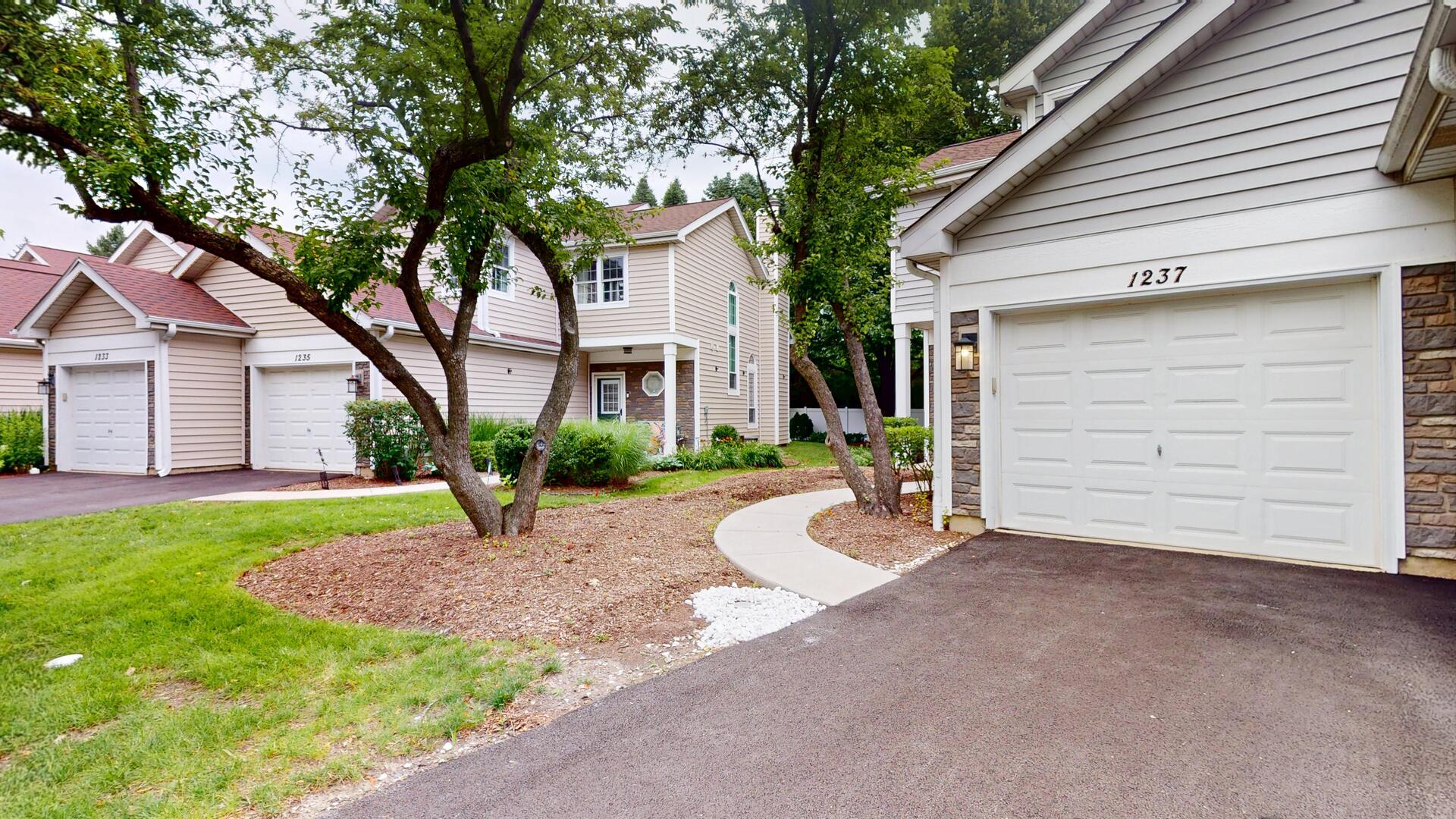 1237 Cranbrook Drive