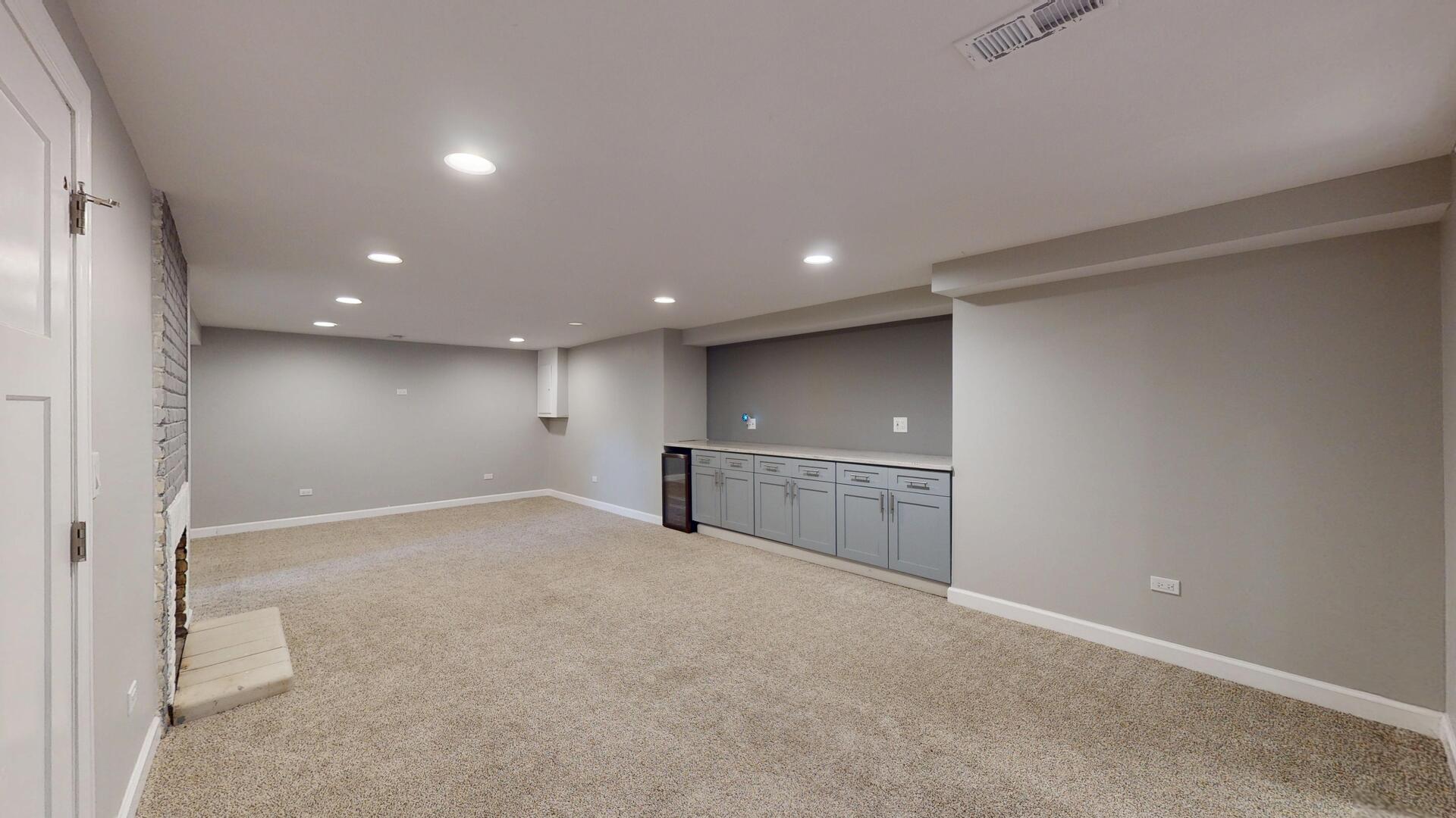 3936 Highland Avenue