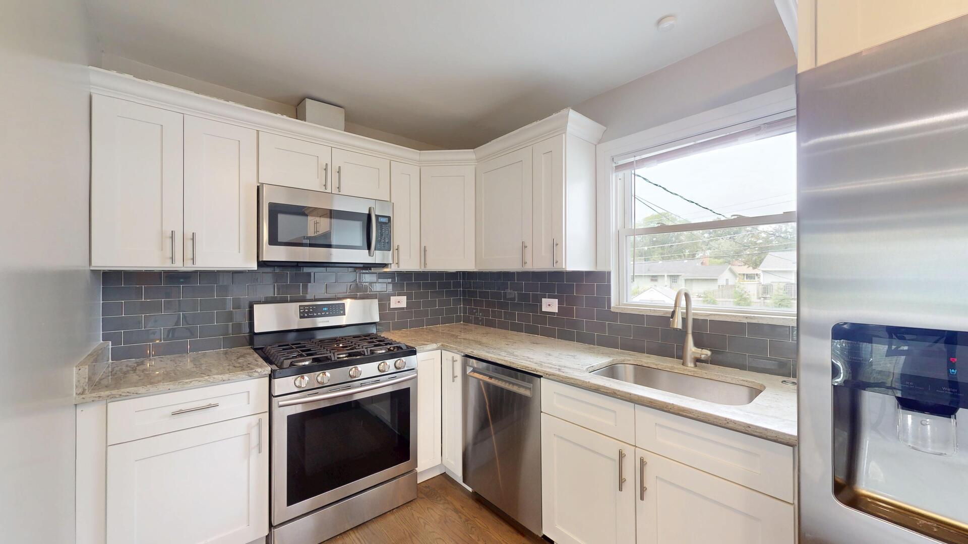 3936 Highland Avenue