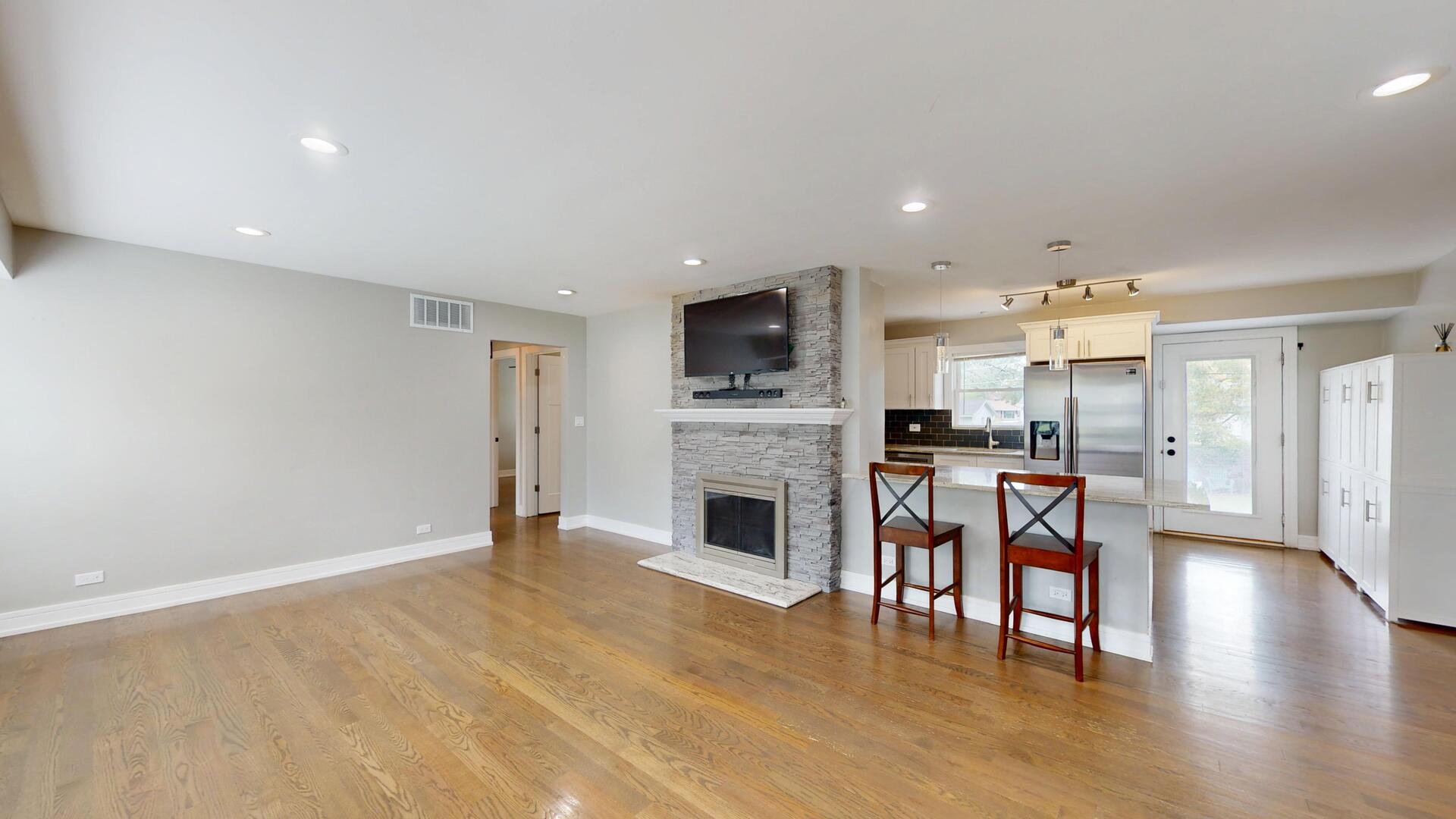 3936 Highland Avenue