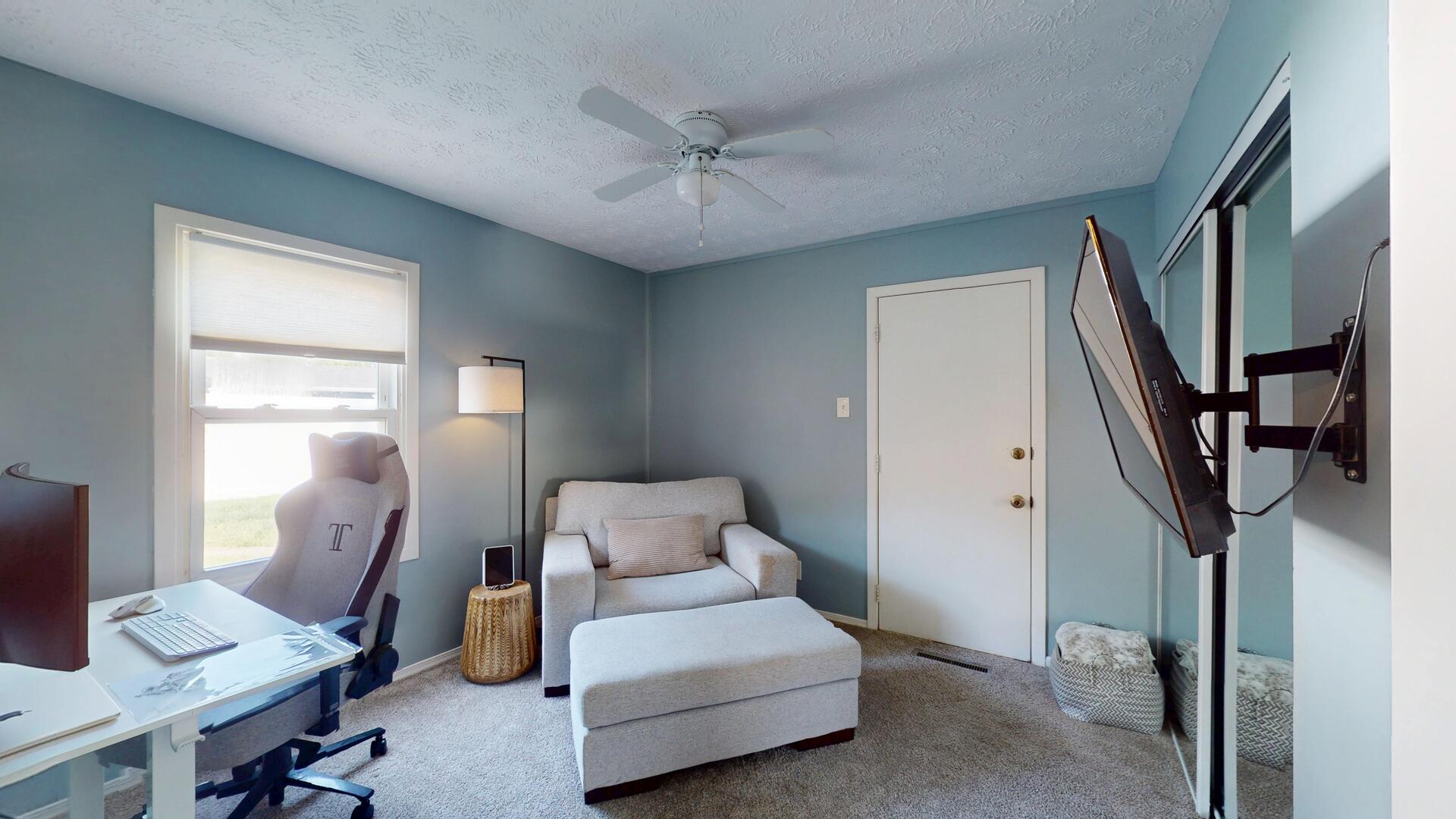 100 Edgewood Drive