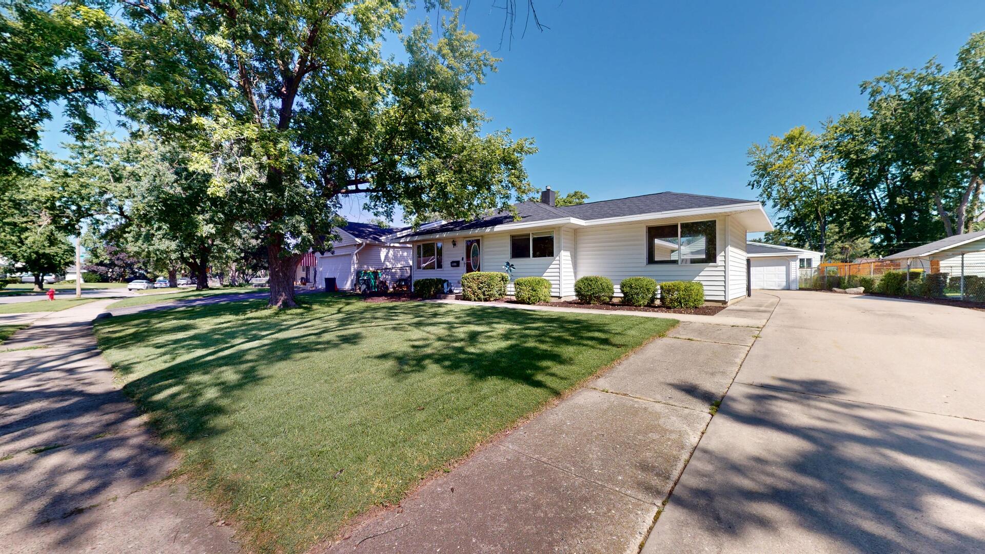 2517 Fairway Drive