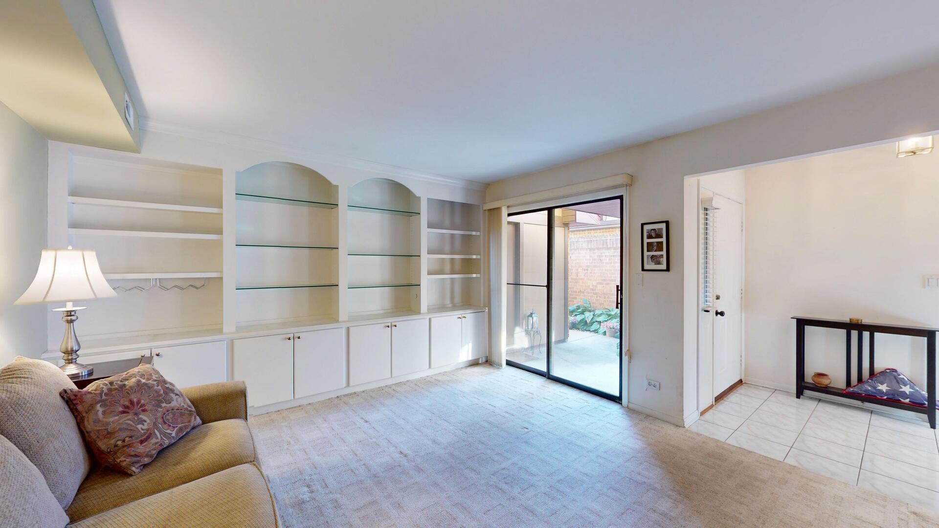 6 Indian Trail Drive