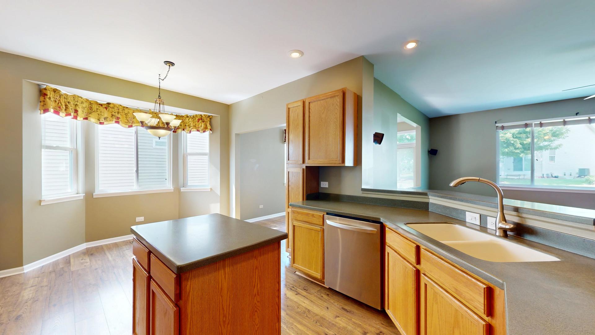 1486 W Grand Haven Road