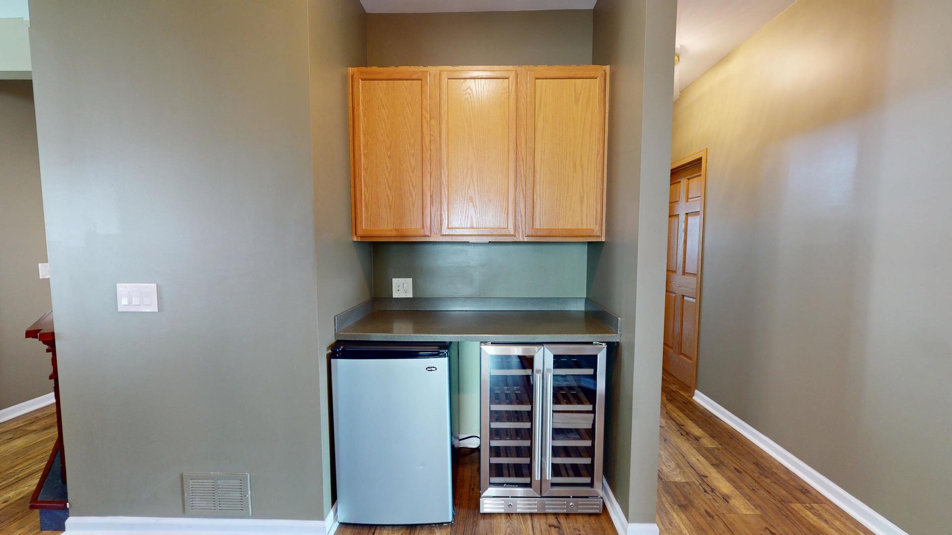 1486 W Grand Haven Road