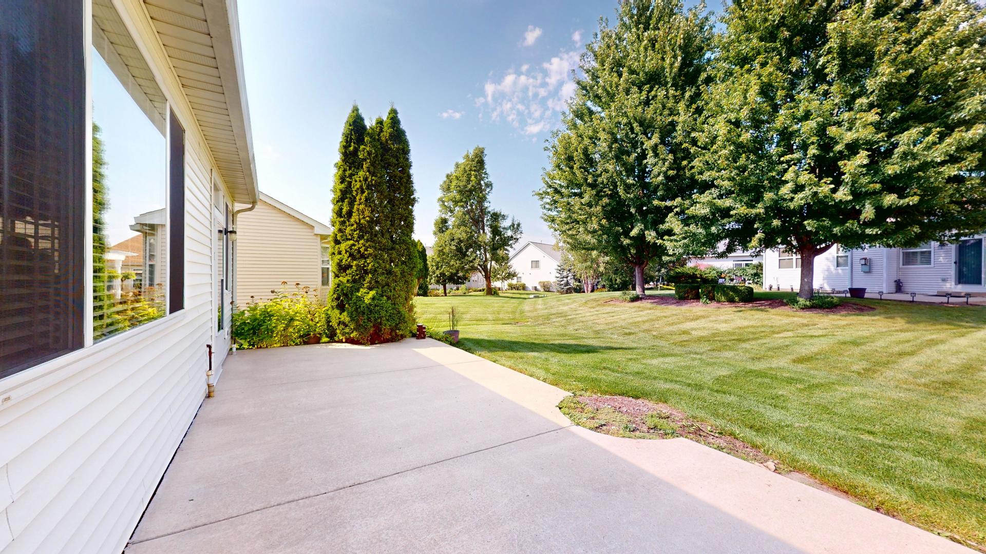 1486 W Grand Haven Road
