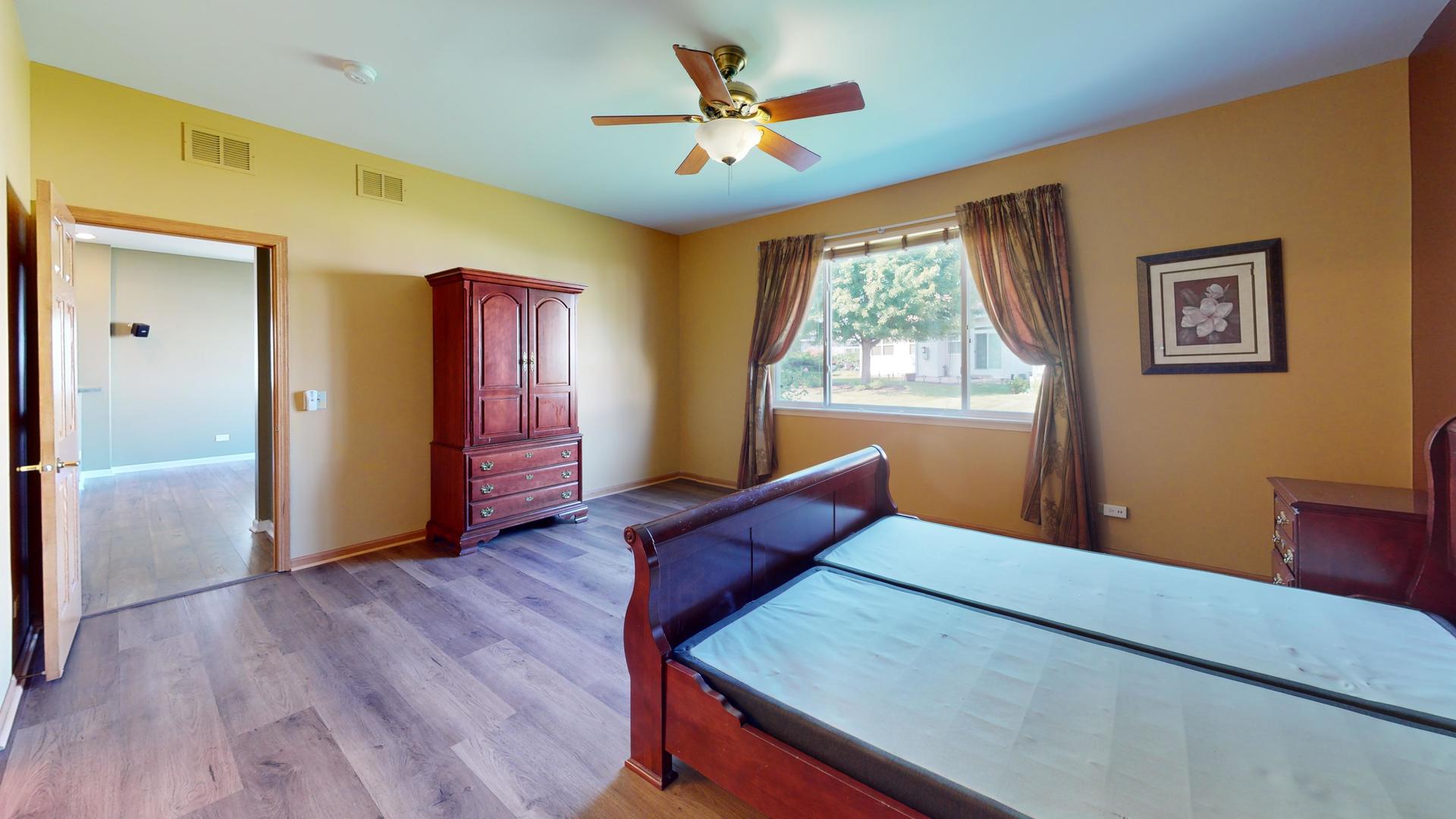 1486 W Grand Haven Road