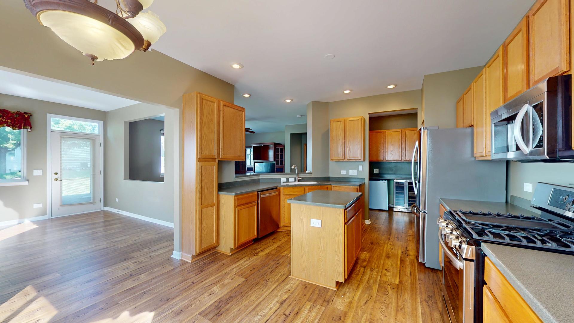 1486 W Grand Haven Road