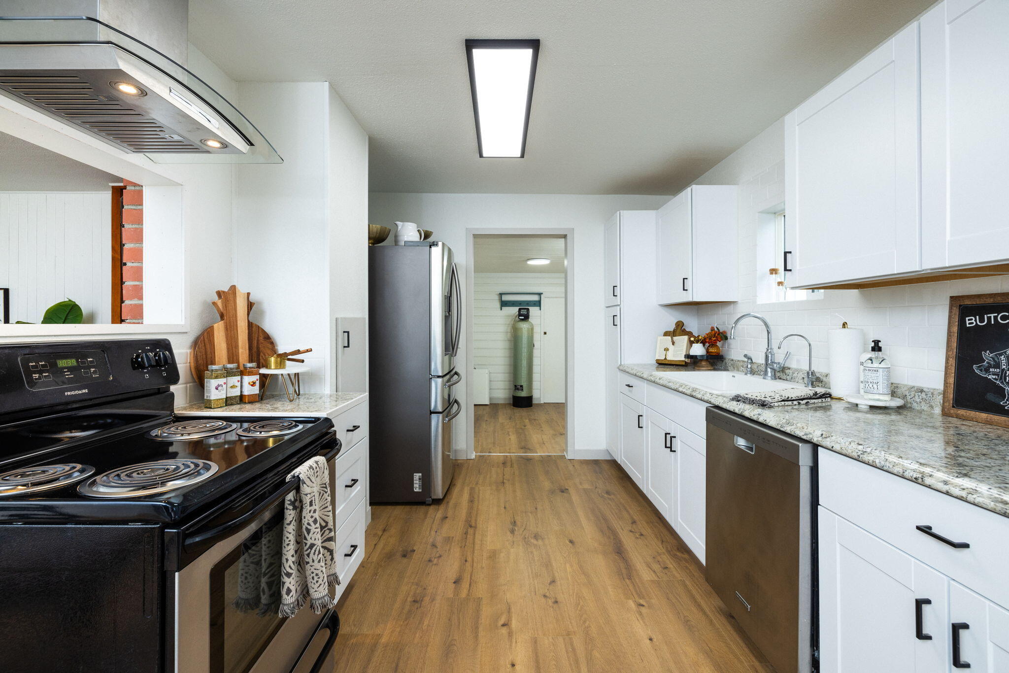 1105 SW Rimrock Road