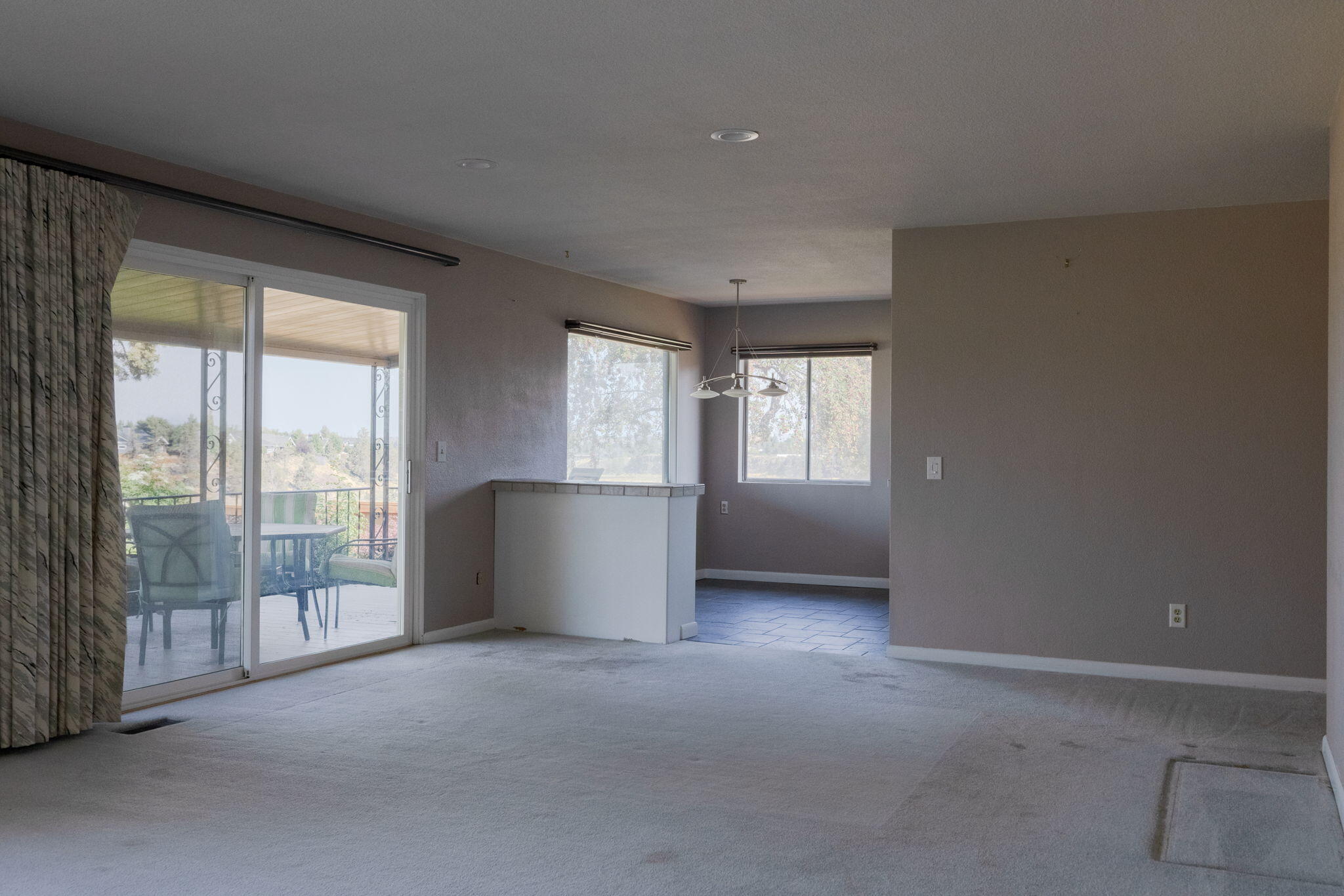 531 NW Canyon Drive