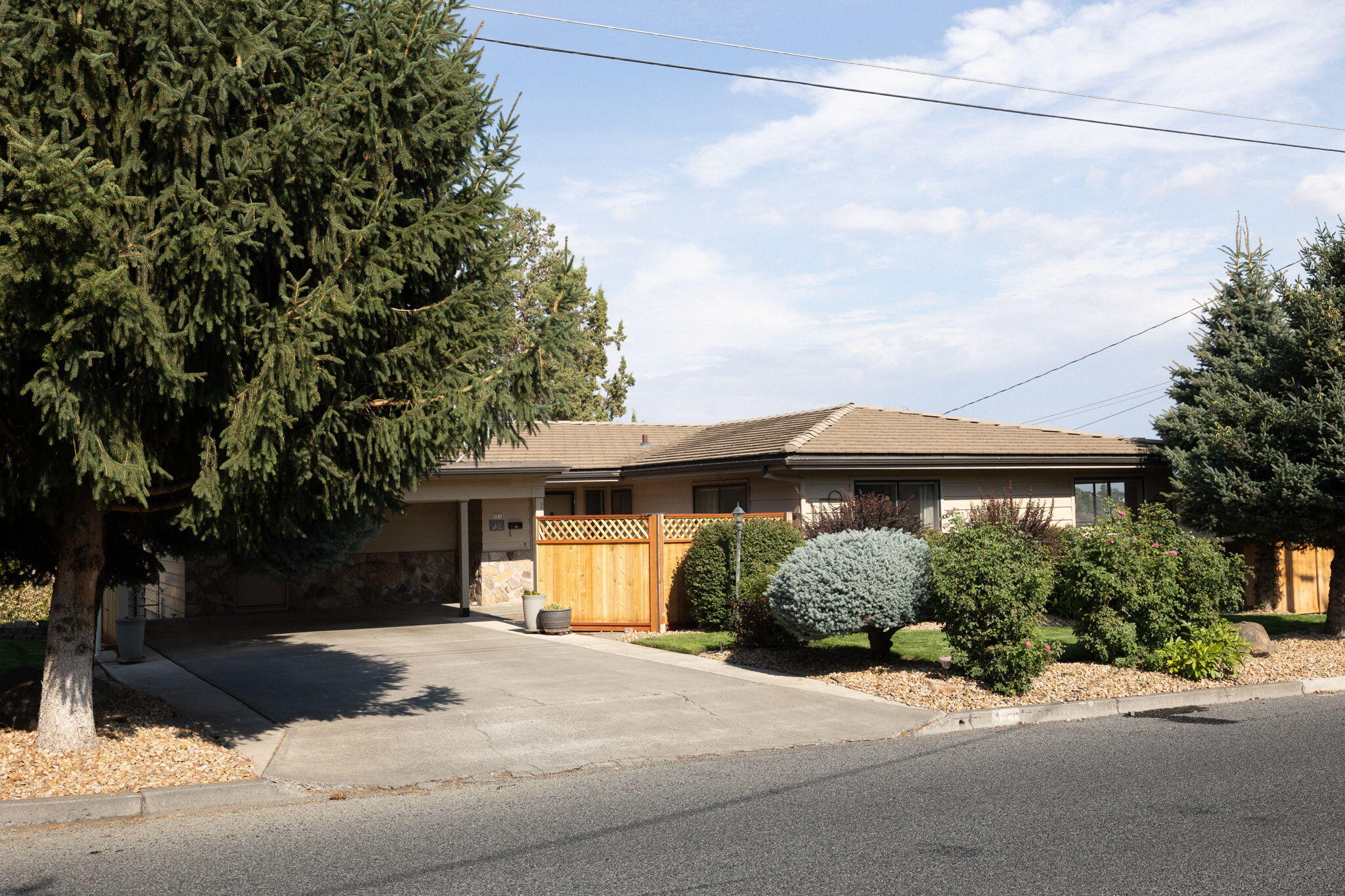 531 NW Canyon Drive