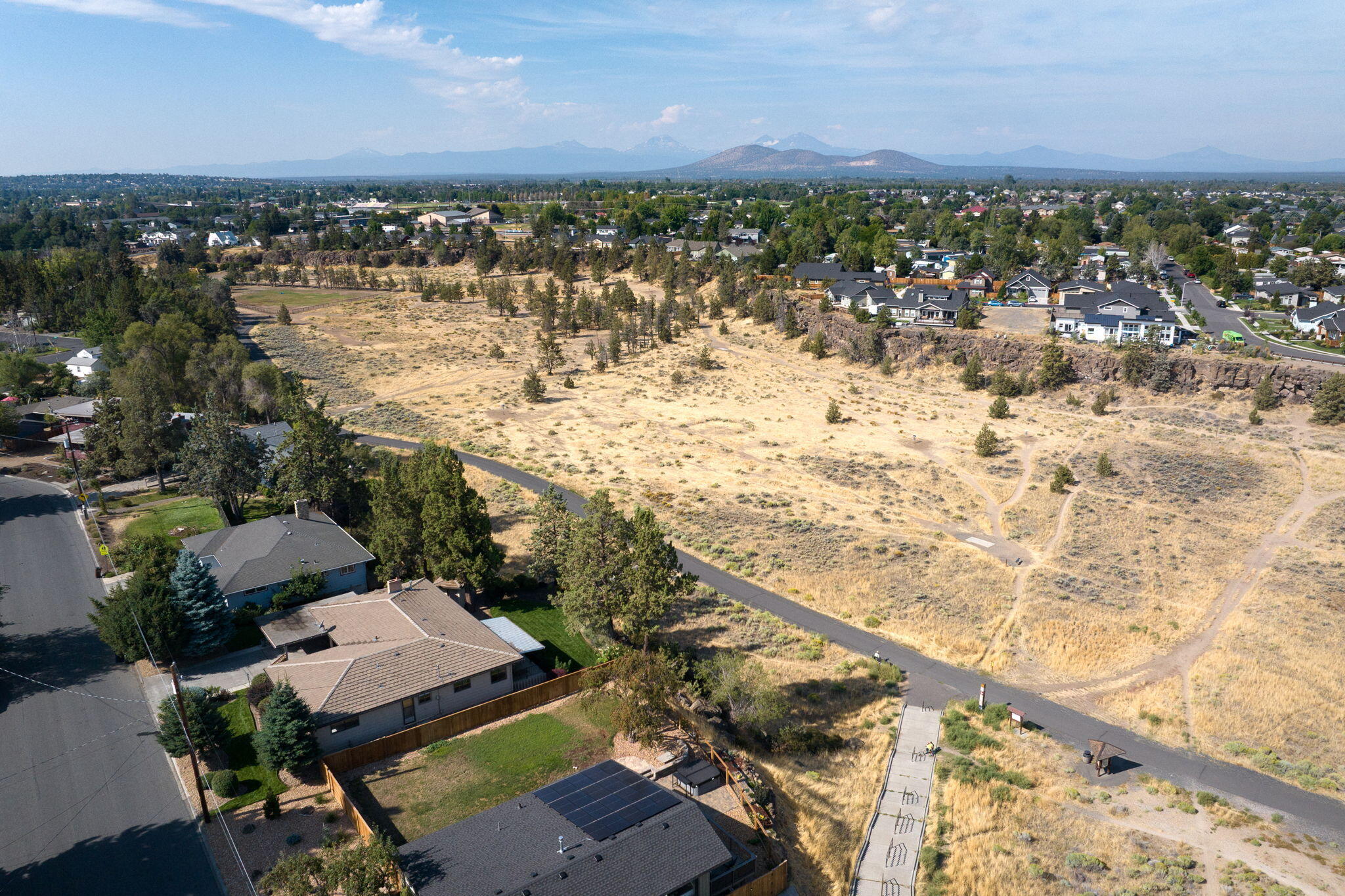 531 NW Canyon Drive