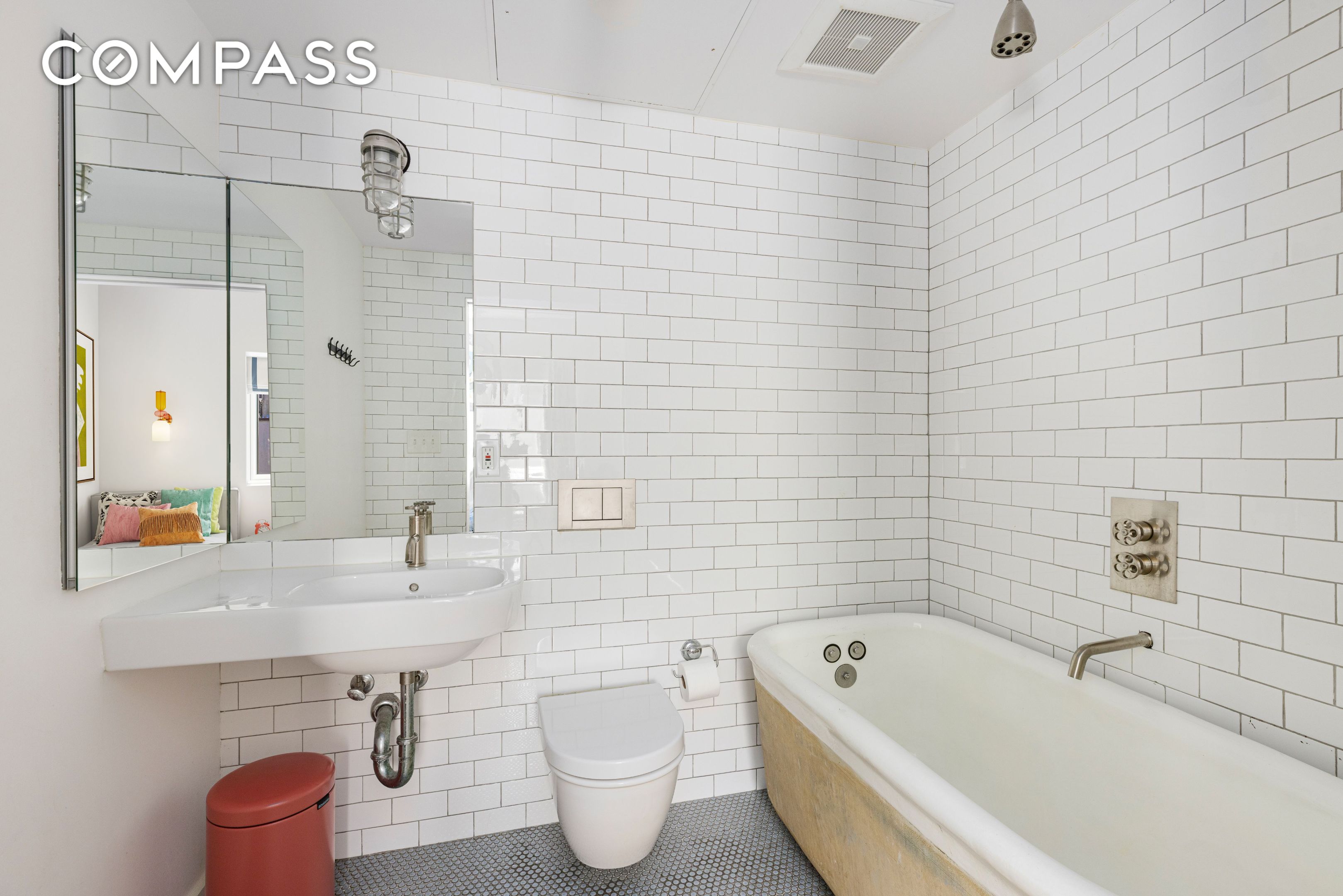 113 A Columbia Street