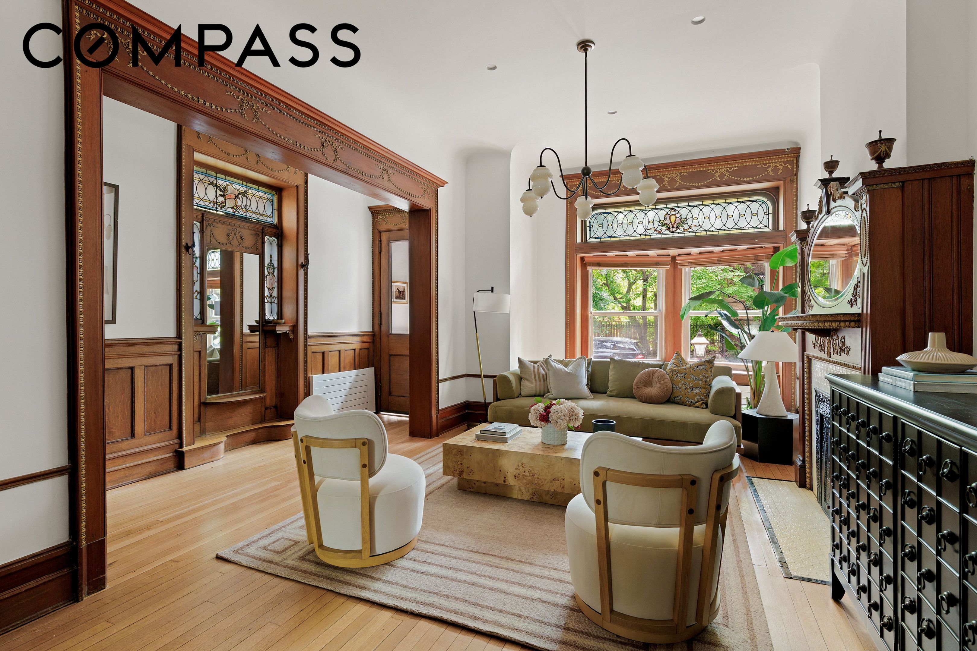 8 Polhemus Place