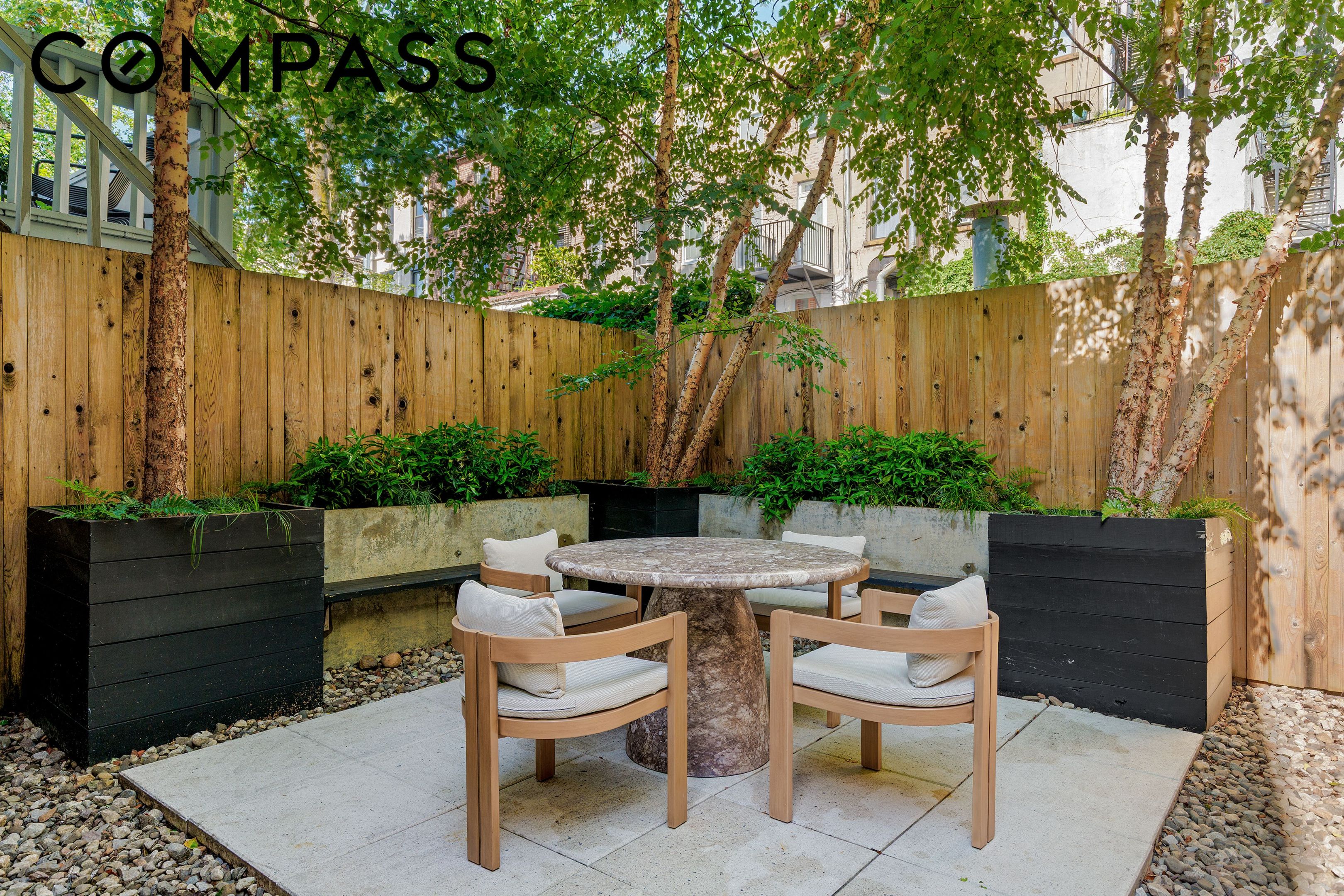 8 Polhemus Place