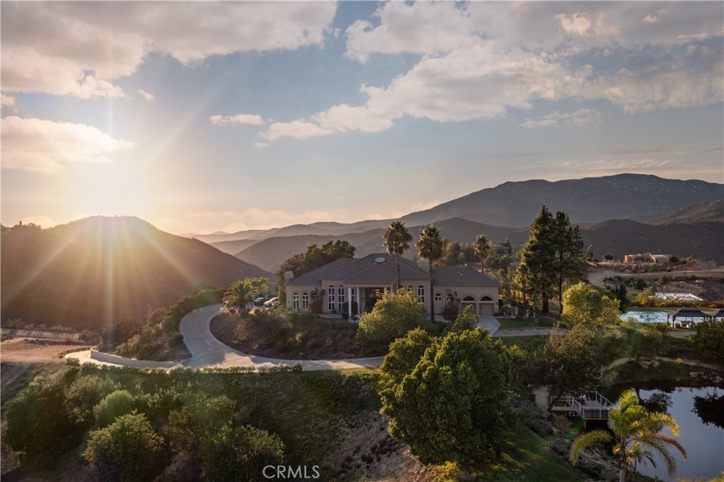 38760 Vista Del Bosque