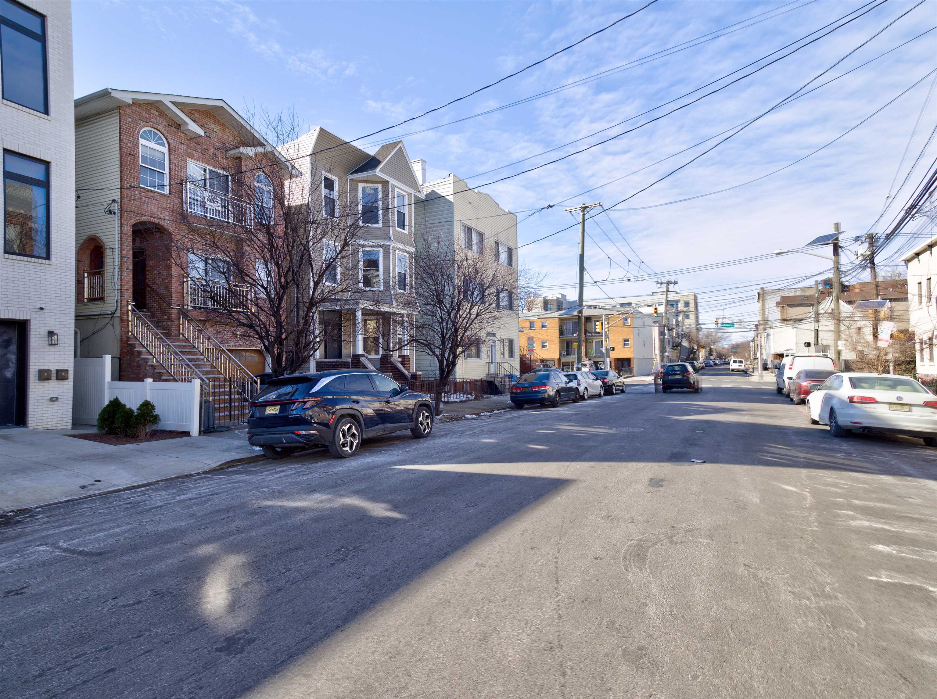 75 BEACON AVE Unit: 2