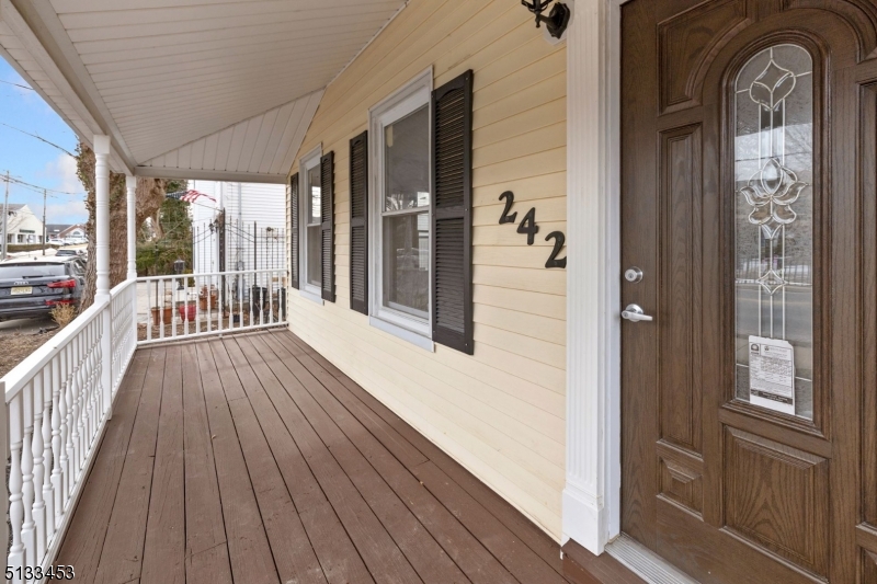 242 Main St