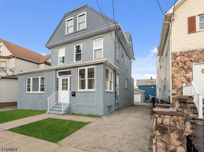205 Whitehead Ave