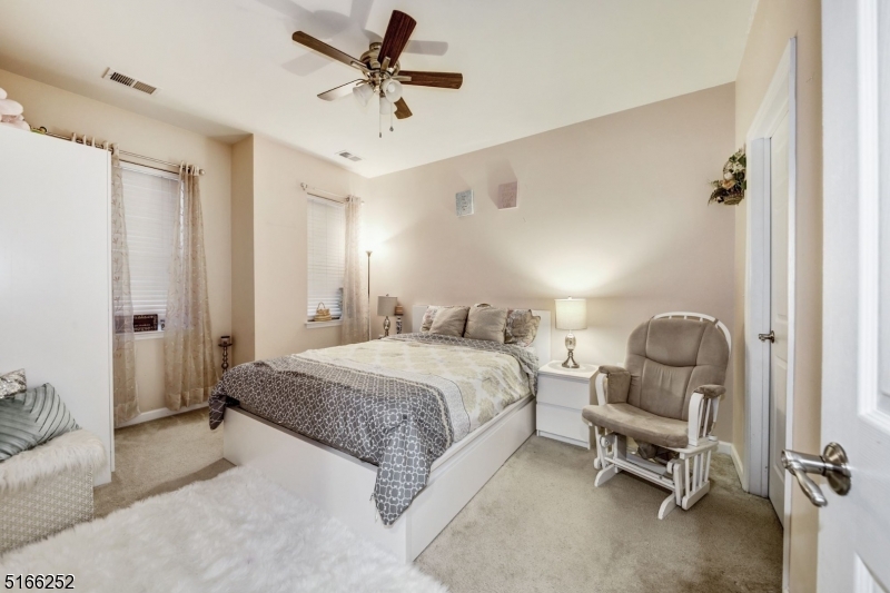 24 Wisteria Ln