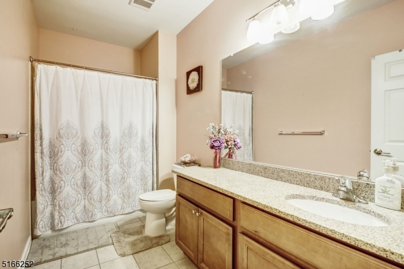 24 Wisteria Ln