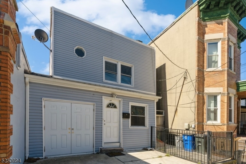 1109 12Th St
