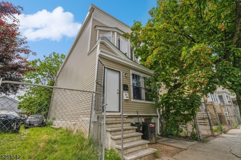 33 N 5Th St