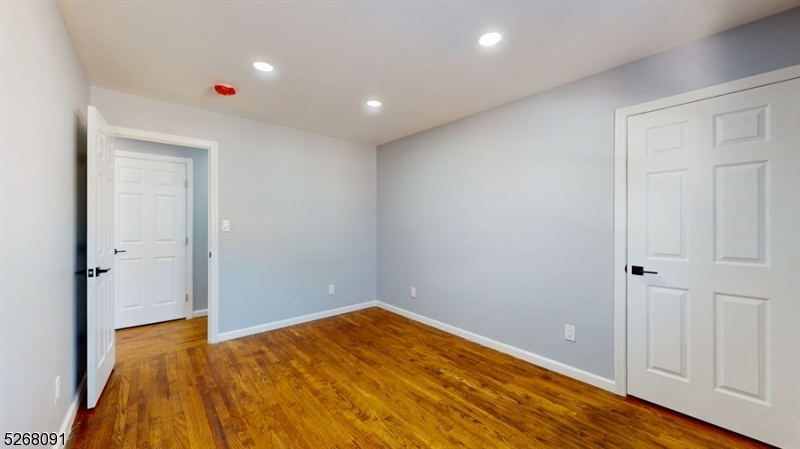 93 Park Ave Unit 2 Ave Unit: 2