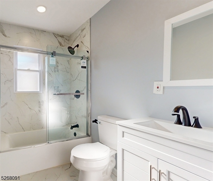 93 Park Ave Unit 2 Ave Unit: 2