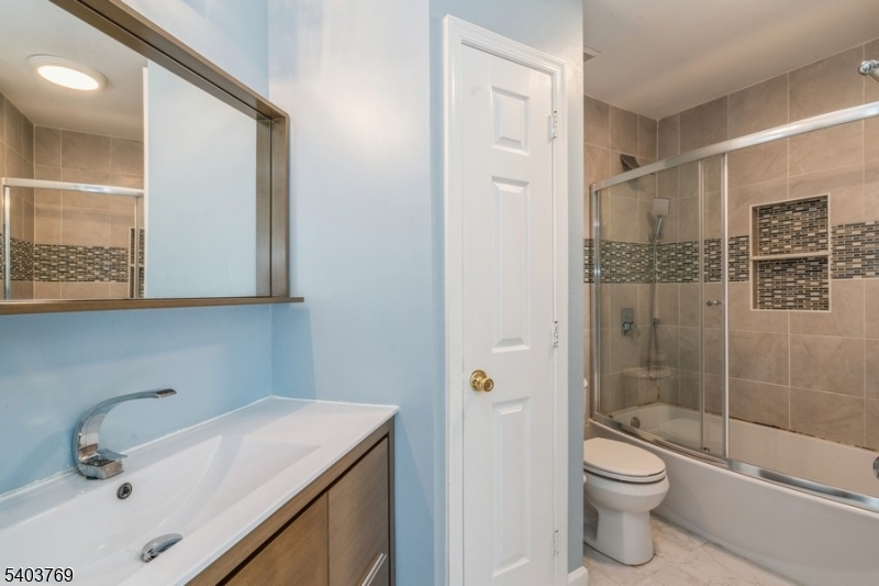 2201 Timber Ridge Ct