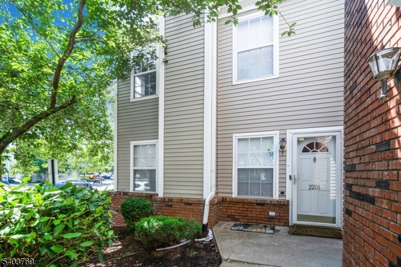 2201 Timber Ridge Ct