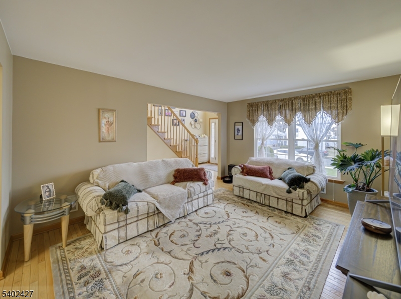 357 George St