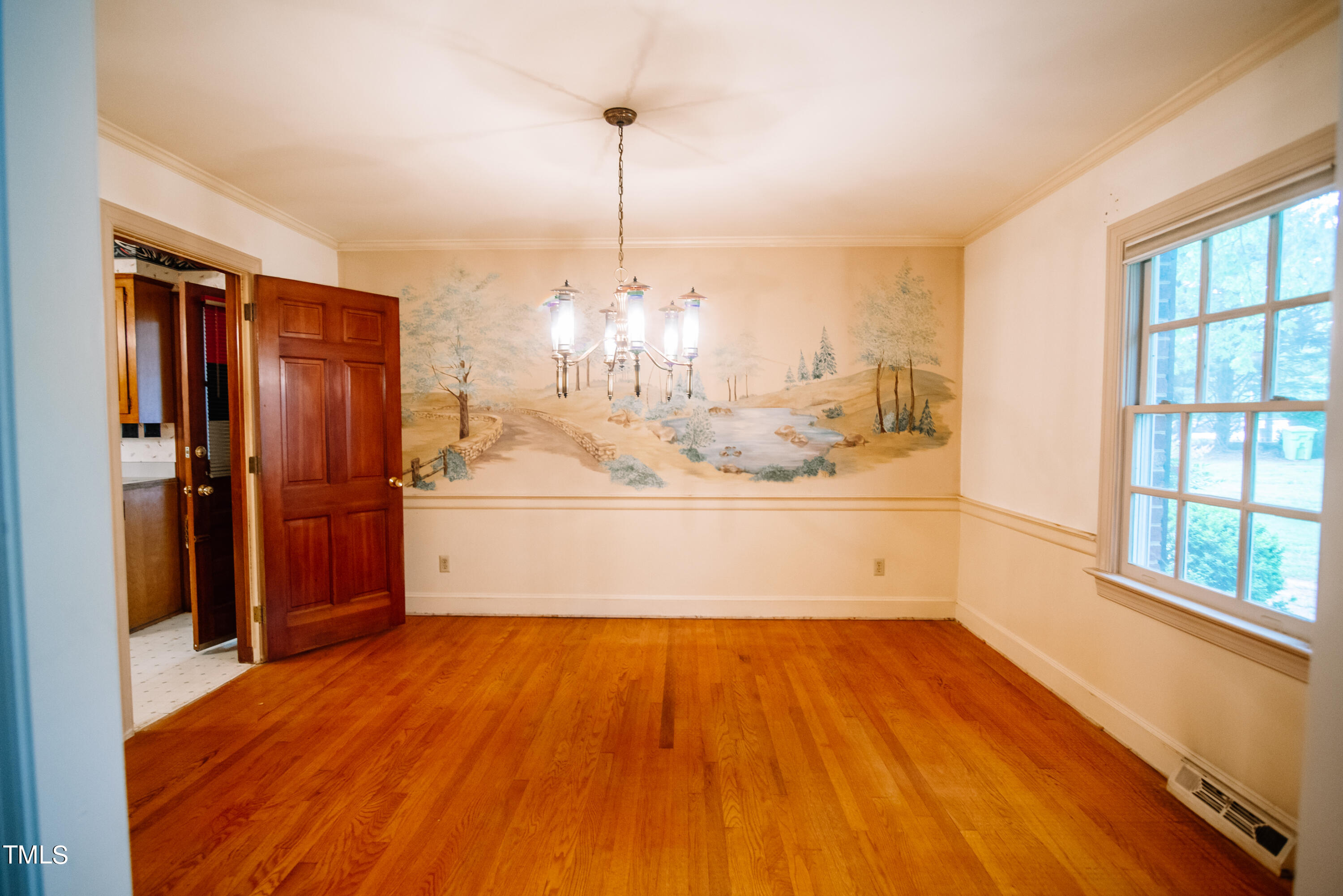 6700 Valley Lake Drive