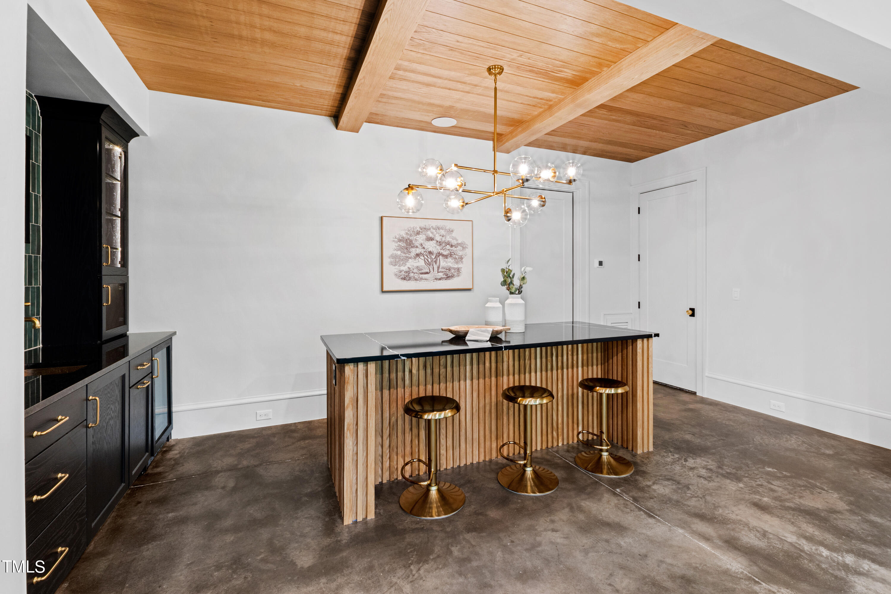 1104 Manchester Drive